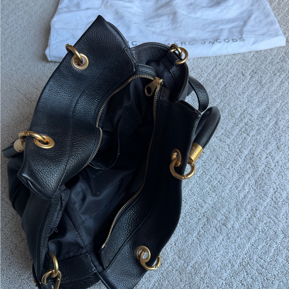 Marc by Marc Jacobs Vintage Leather Tote Bag - Picture 4 of 6